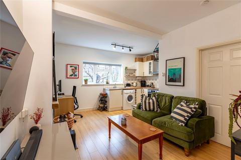 undefined, Kingsley Close, Shaw, Newbury, Berkshire, RG14