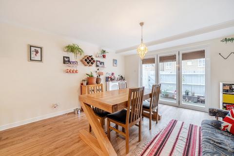 4 bedroom terraced house for sale, Blondin Street, Bow Quarter, E3