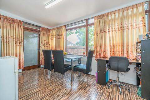 undefined, Meadway, Surbiton KT5