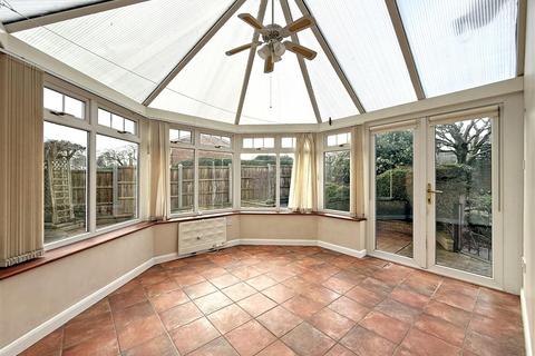 4 bedroom detached house for sale, Manor Way, Belvidere, Shrewsbury