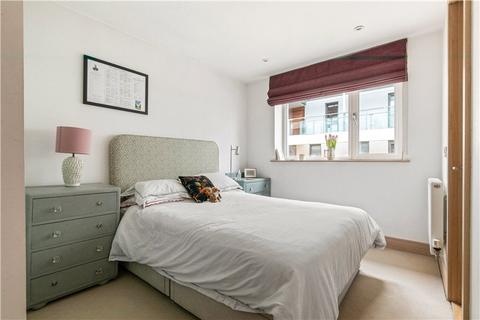 3 bedroom house for sale, Printers Road, London, SW9