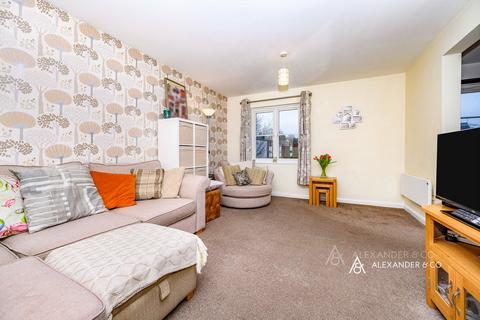 3 bedroom flat to rent, Fourdrinier Way, Hemel Hempstead, Hertfordshire, HP3