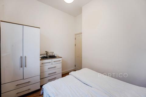 1 bedroom flat to rent, Lavender Hill, London, SW11