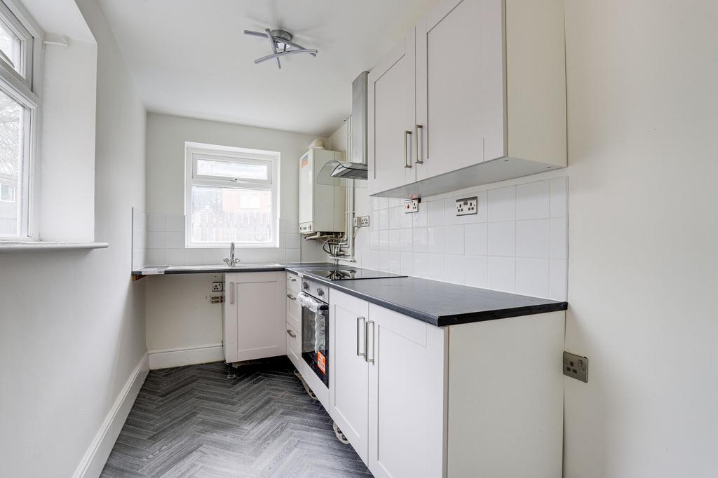 House in Nottingham, Nottinghamshire - View 4