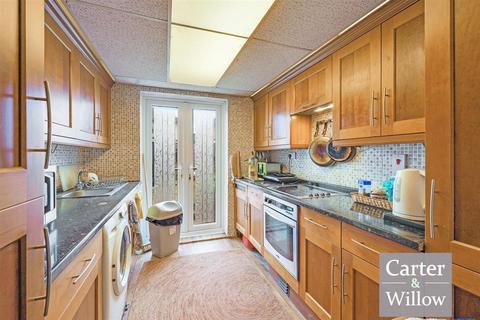 3 bedroom terraced house for sale, Cannington Road, Essex