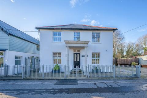 3 bedroom detached house for sale, The Street, Horton Kirby, DA4