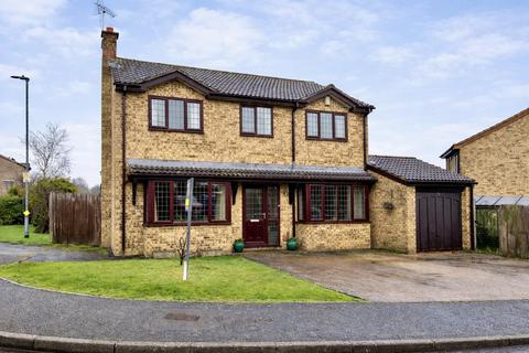 4 bedroom detached house for sale, Manor Road, Rothwell, Kettering
