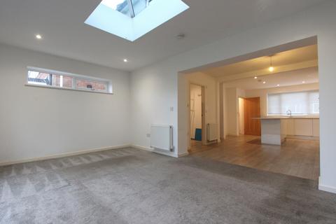 3 bedroom semi-detached house for sale, Cavell Square, Deal, CT14