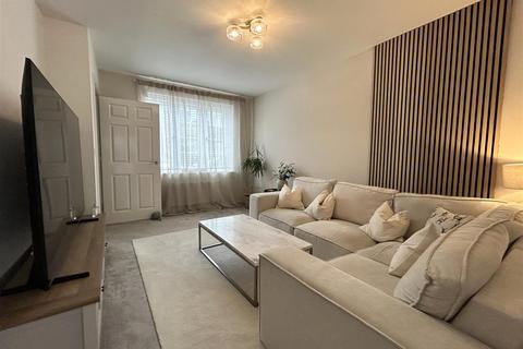 2 bedroom terraced house for sale, Wheatfield Avenue, Chippenham