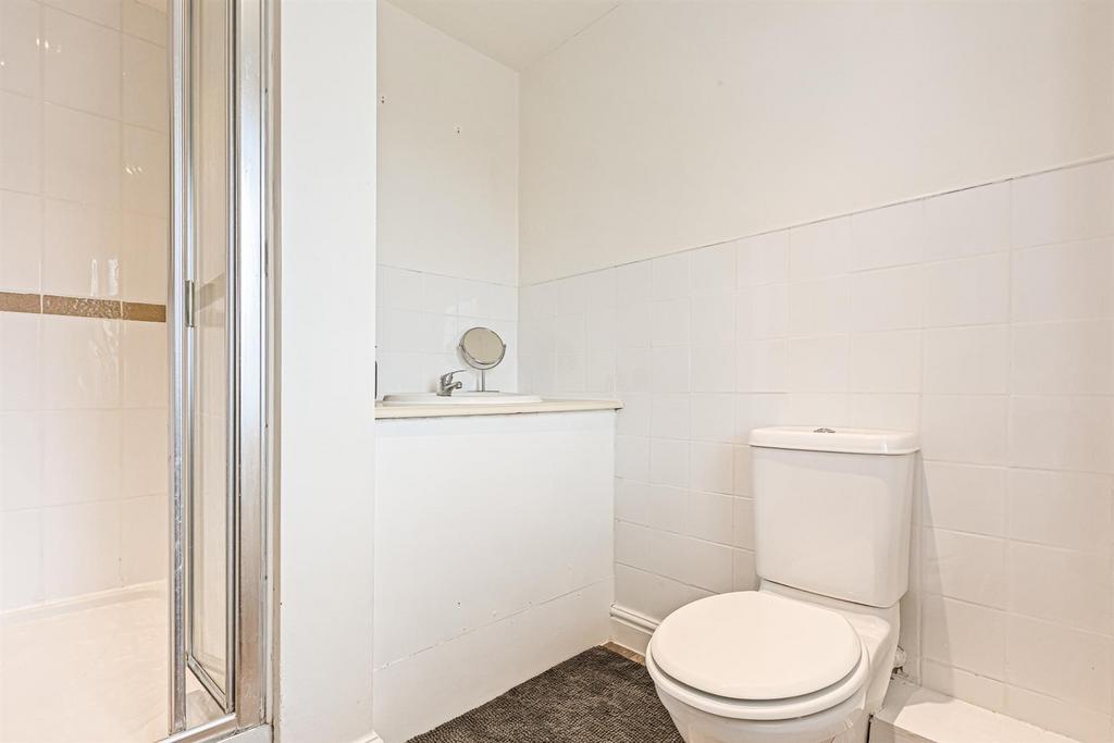 En suite shower room