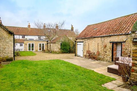 4 bedroom house for sale, Main Street, Hovingham, York
