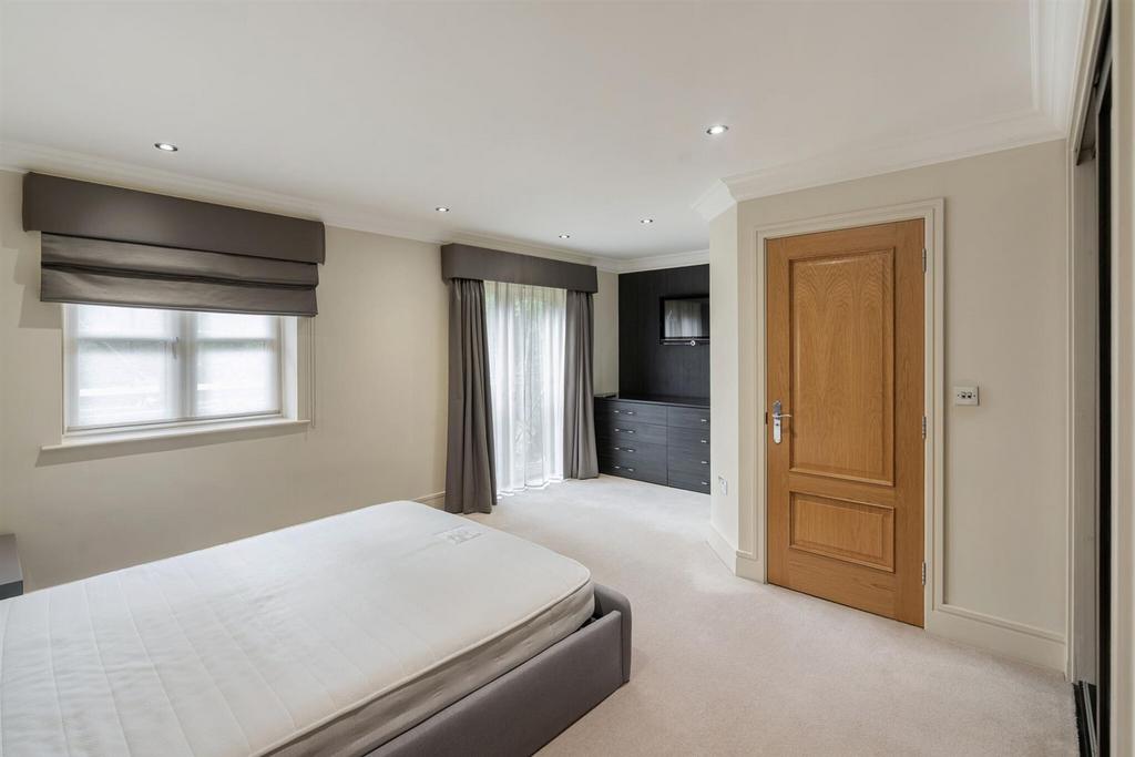 103009 Apartment 9 Brockenhurst House Brockenhurst