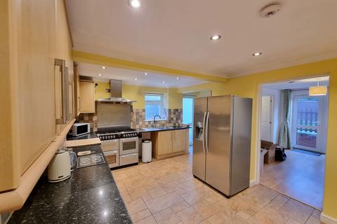 undefined, Grace Close, Yatton