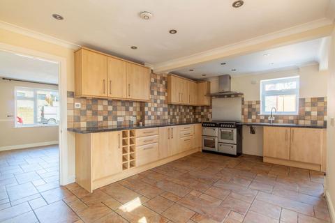 undefined, Grace Close, Yatton