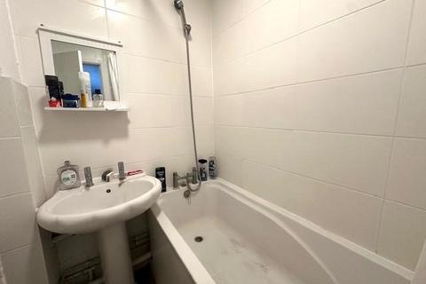 undefined, Broadway,  Didcot,  OX11