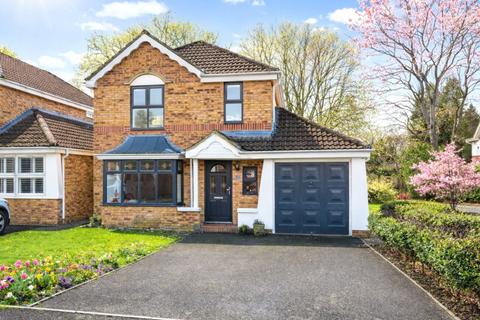 4 bedroom detached house for sale, Derry Close, Aldershot GU12
