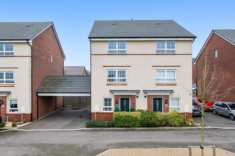 undefined, Abington Street, Kettering NN15