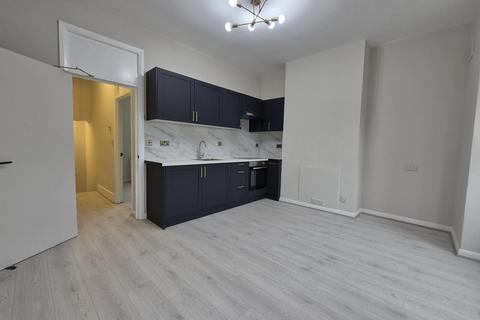 2 bedroom apartment to rent, Chapter Road, London, NW2