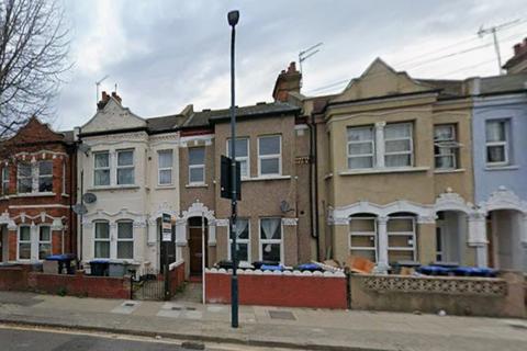 2 bedroom apartment to rent, Chapter Road, London, NW2