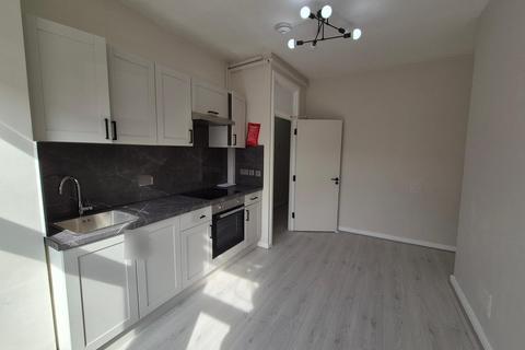 2 bedroom apartment to rent, Chapter Road, London, NW2
