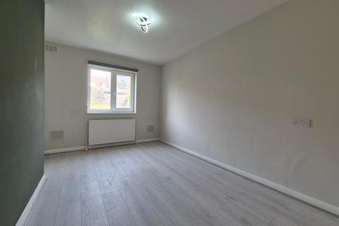 2 bedroom apartment to rent, Chapter Road, London, NW2