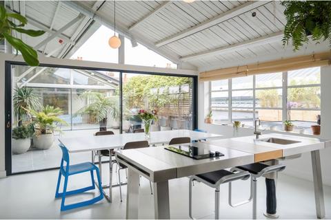 undefined, 16 Wotton Road, London, NW2