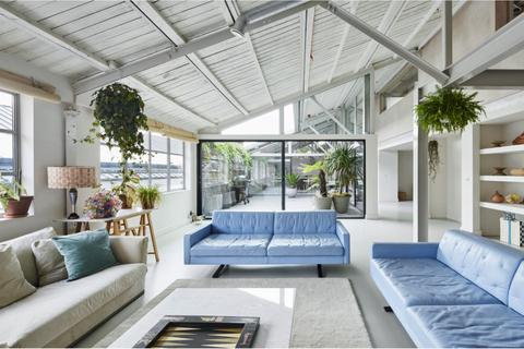 undefined, 16 Wotton Road, London, NW2