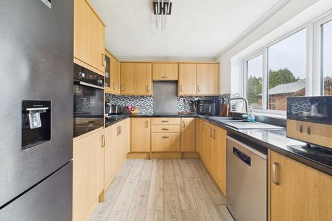 3 bedroom detached house for sale, Bracken Drive, Lydney GL15