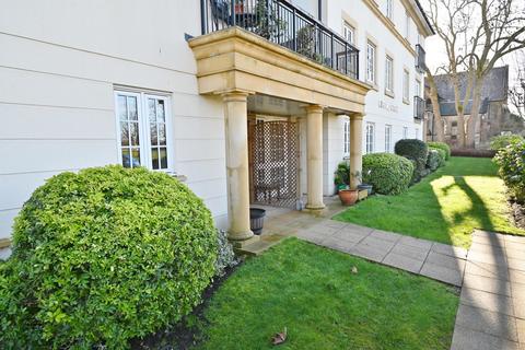 1 bedroom apartment for sale, Popes Avenue, Twickenham TW2
