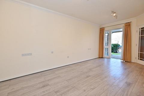 1 bedroom apartment for sale, Popes Avenue, Twickenham TW2