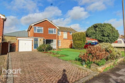 undefined, Robins Avenue, Maidstone