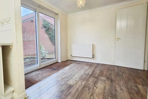 3 bedroom semi-detached house for sale, Esprit Close, Wymondham, Norfolk, NR18