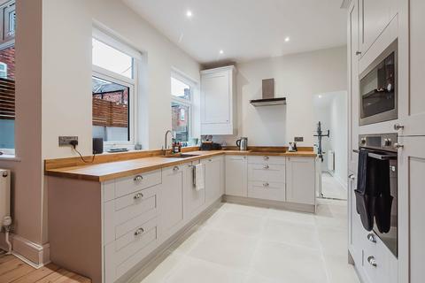 3 bedroom end of terrace house for sale, School Road, Stretford, Manchester, M32
