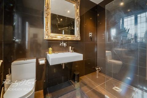 4 bedroom semi-detached house for sale, Woolacombe Road, London