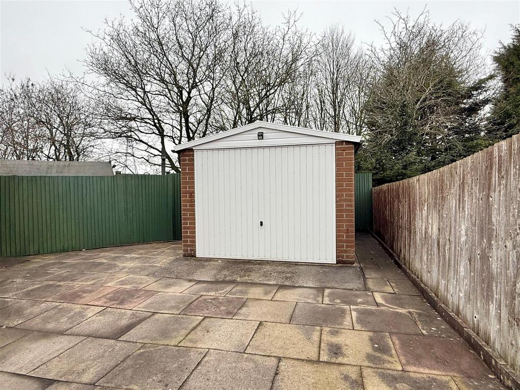 Garage.jpg