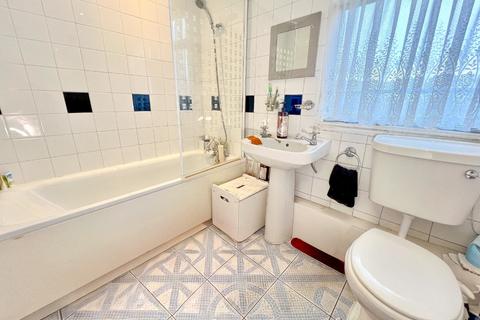 undefined, Frederick Place, Woolwich, London, SE18 7BJ