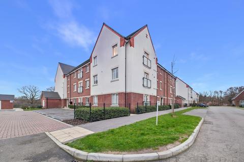 2 bedroom apartment for sale, Cornwell Avenue, Crawley RH10