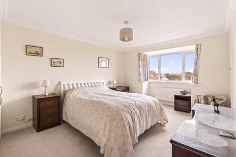 2 bedroom flat for sale, Sheraton Lodge, West Parade, Worthing, West Sussex, BN11