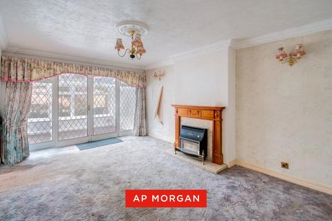2 bedroom bungalow for sale, Mitchell Road, Kingswinford, West Midlands, DY6