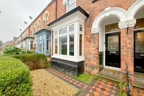 3 bedroom terraced house for sale, St. Augustine Avenue, Grimsby