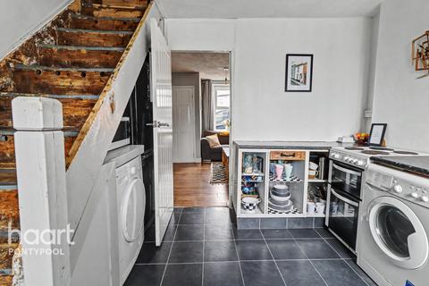 1 bedroom terraced house for sale, Lower Hill Street, Pontypool