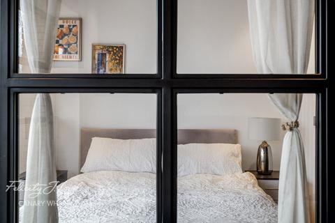 Studio for sale, Amelia House, Lyell Street, London, E14