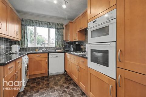 4 bedroom detached house for sale, Recreation Way, Sittingbourne
