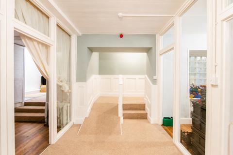 4 bedroom apartment for sale, 85 Fore Street, Bodmin, PL31 2JB