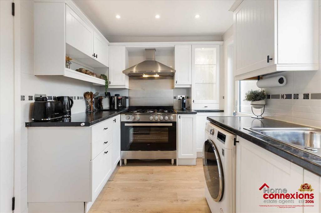 Kitchen (1)