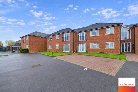 2 bedroom flat for sale, Kings Court, Apsley Road, Oldbury