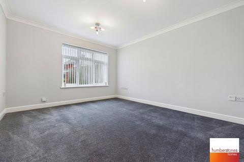 2 bedroom flat for sale, Kings Court, Apsley Road, Oldbury