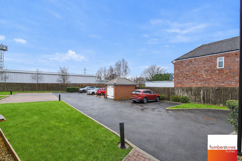 2 bedroom flat for sale, Kings Court, Apsley Road, Oldbury