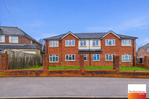 2 bedroom flat for sale, Kings Court, Apsley Road, Oldbury