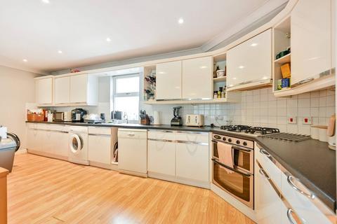 undefined, Kingston Hill, Kingston, Kingston upon Thames, KT2